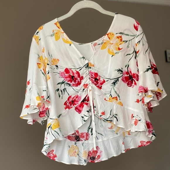 White Floral Top - Picture 1 of 4